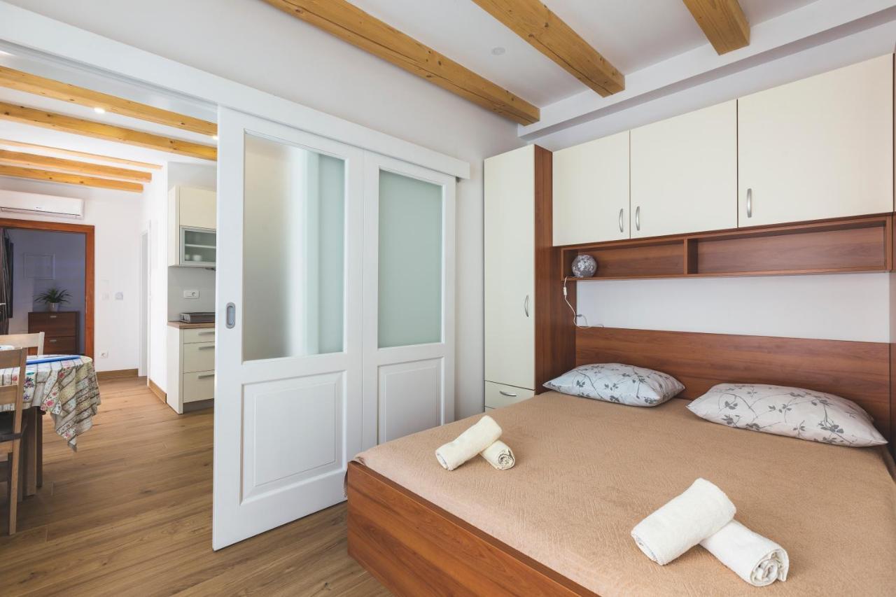 Vinea Apartmani Umag, Ulica G Garibaldia 2 Zewnętrze zdjęcie
